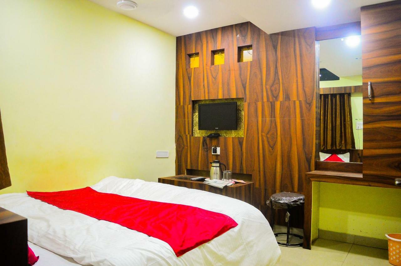 Hotel Kalash Ujjain Luaran gambar
